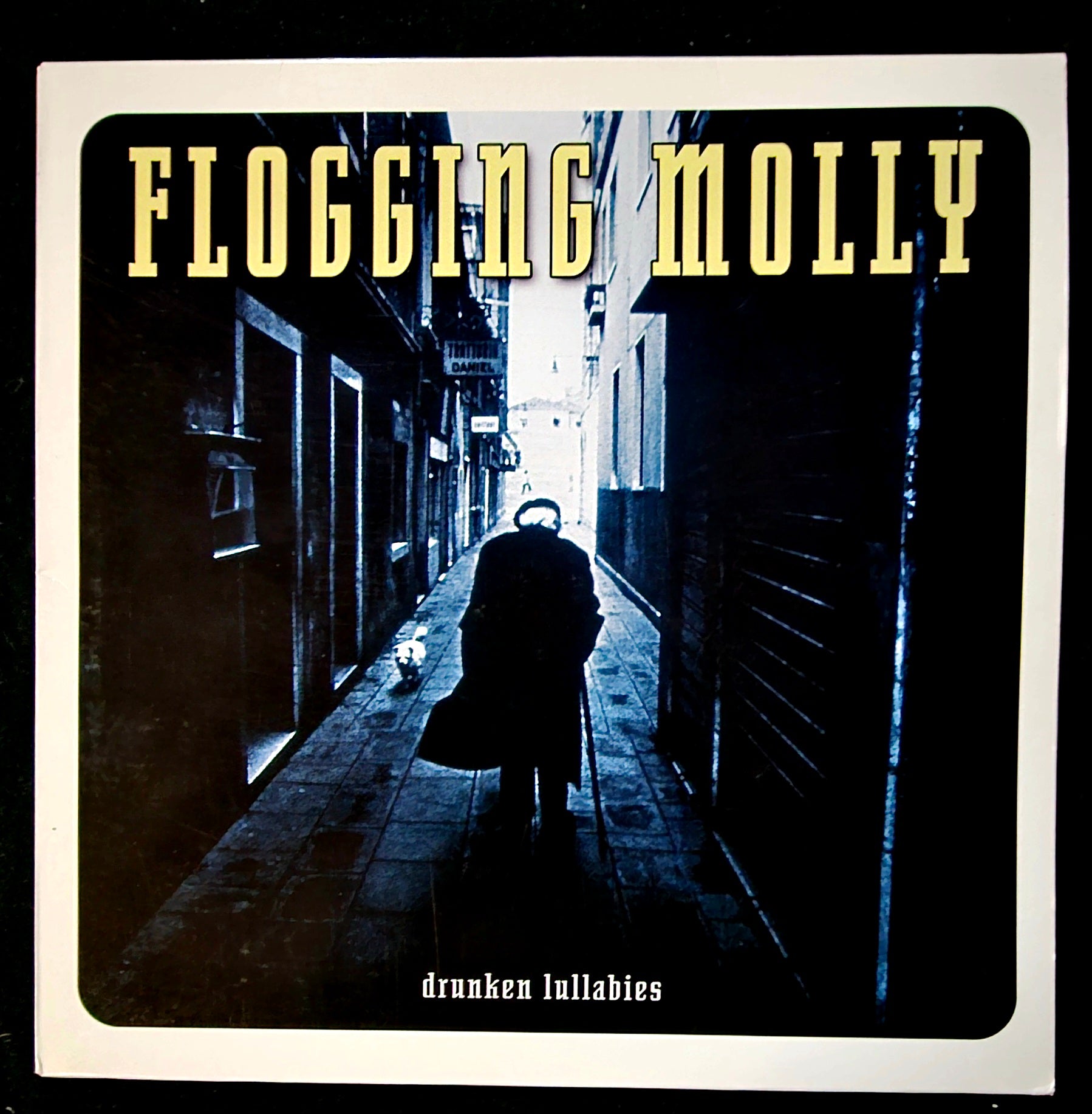 Flogging Molly - Drunken Lullabies