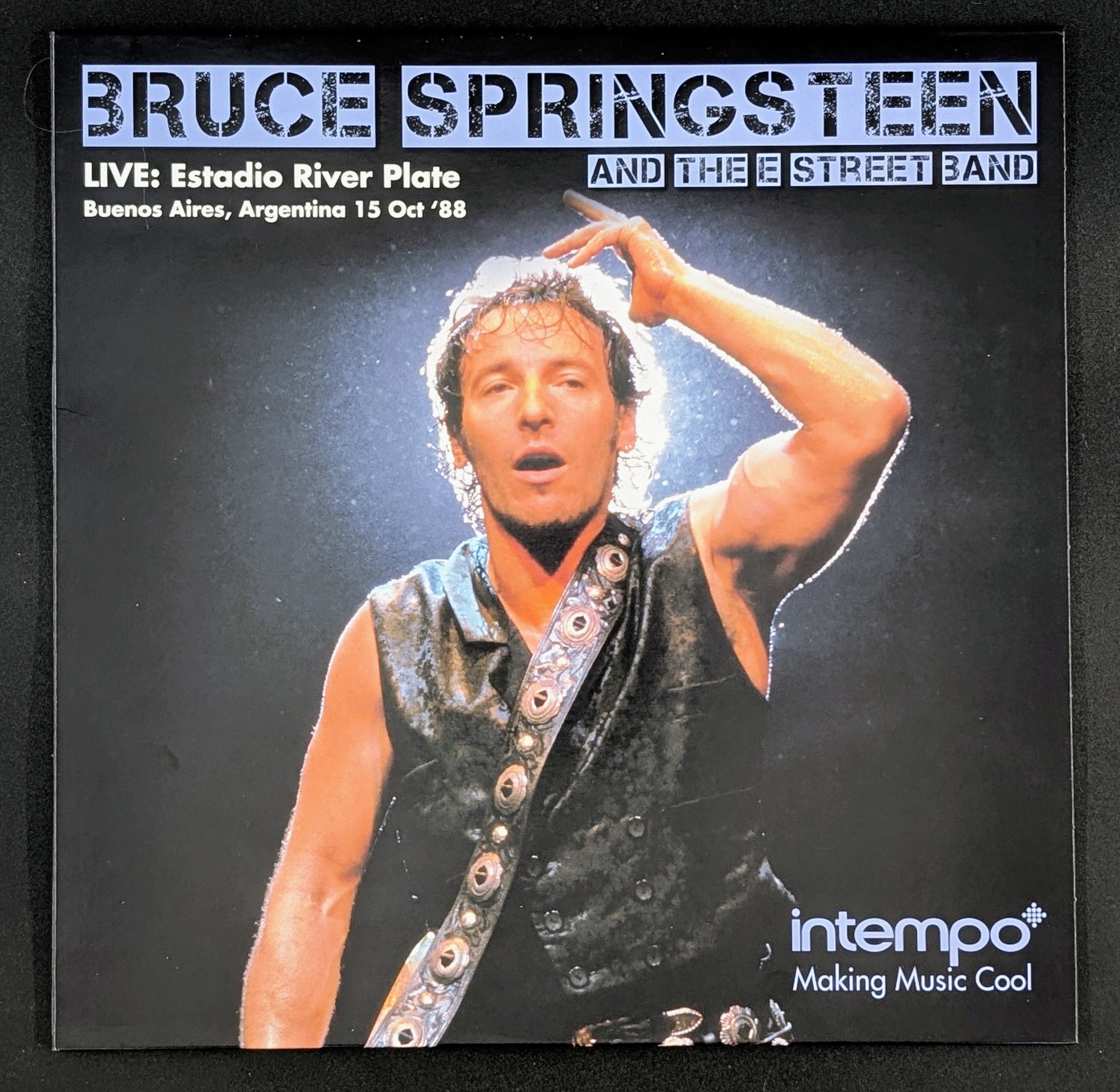 Bruce Springsteen & The E-Street Band - Live: Estadio River Plate Buenos Aires, Argentina 15 Oct '88