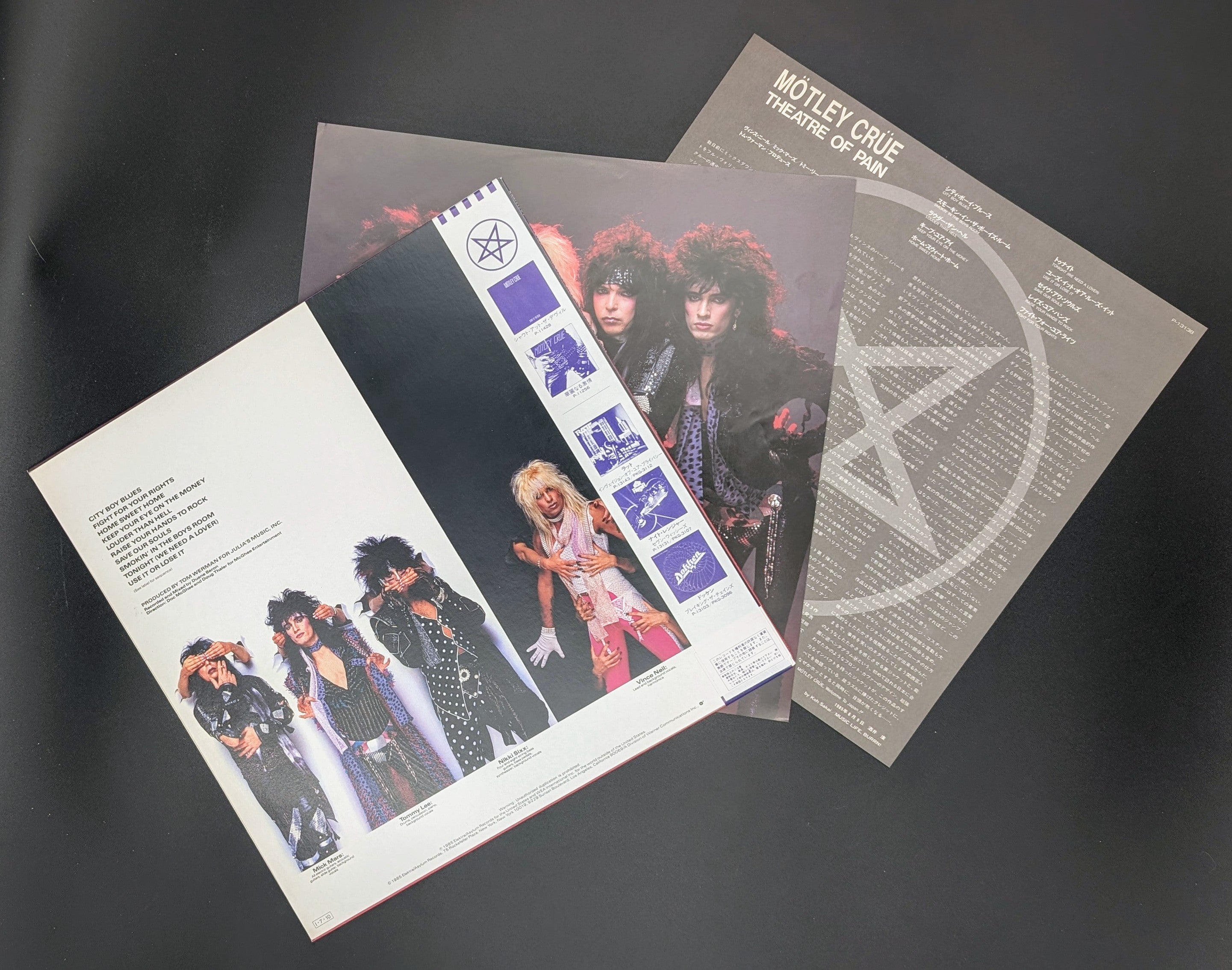 Mötley Crüe - Theatre Of Pain