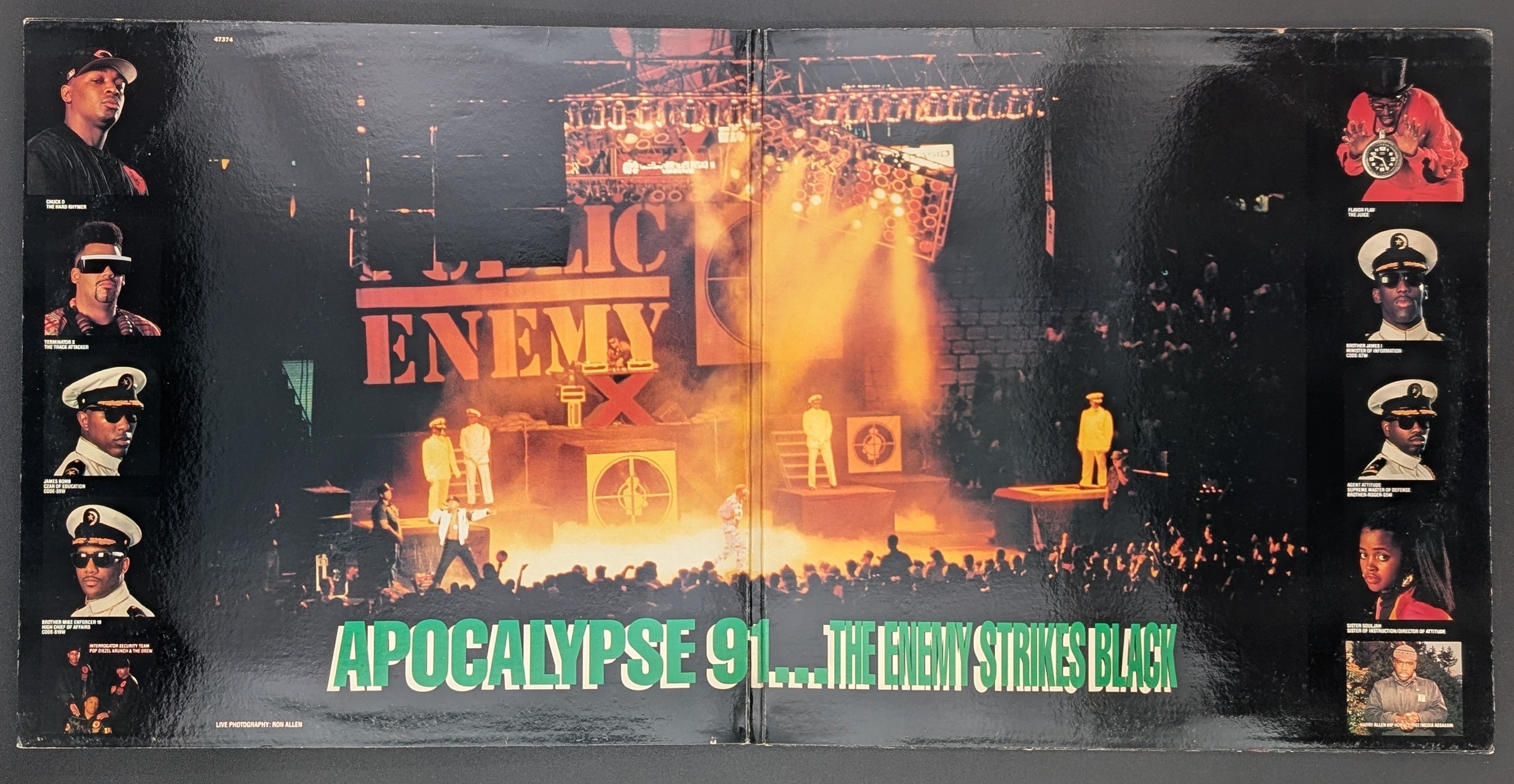 Public Enemy - Apocalypse 91... The Enemy Strikes Black