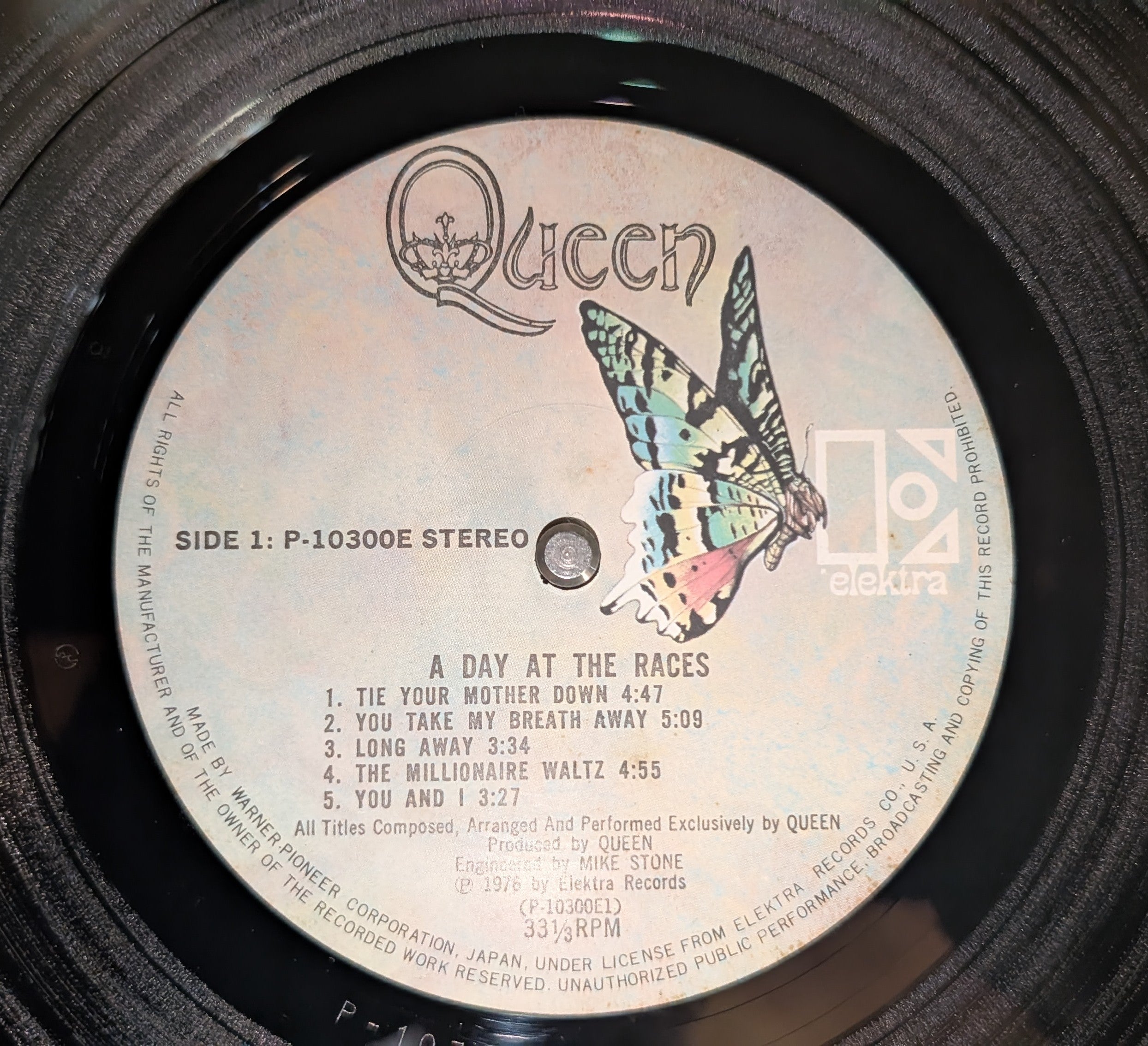 Queen - A Day At The Races  華麗なるレース