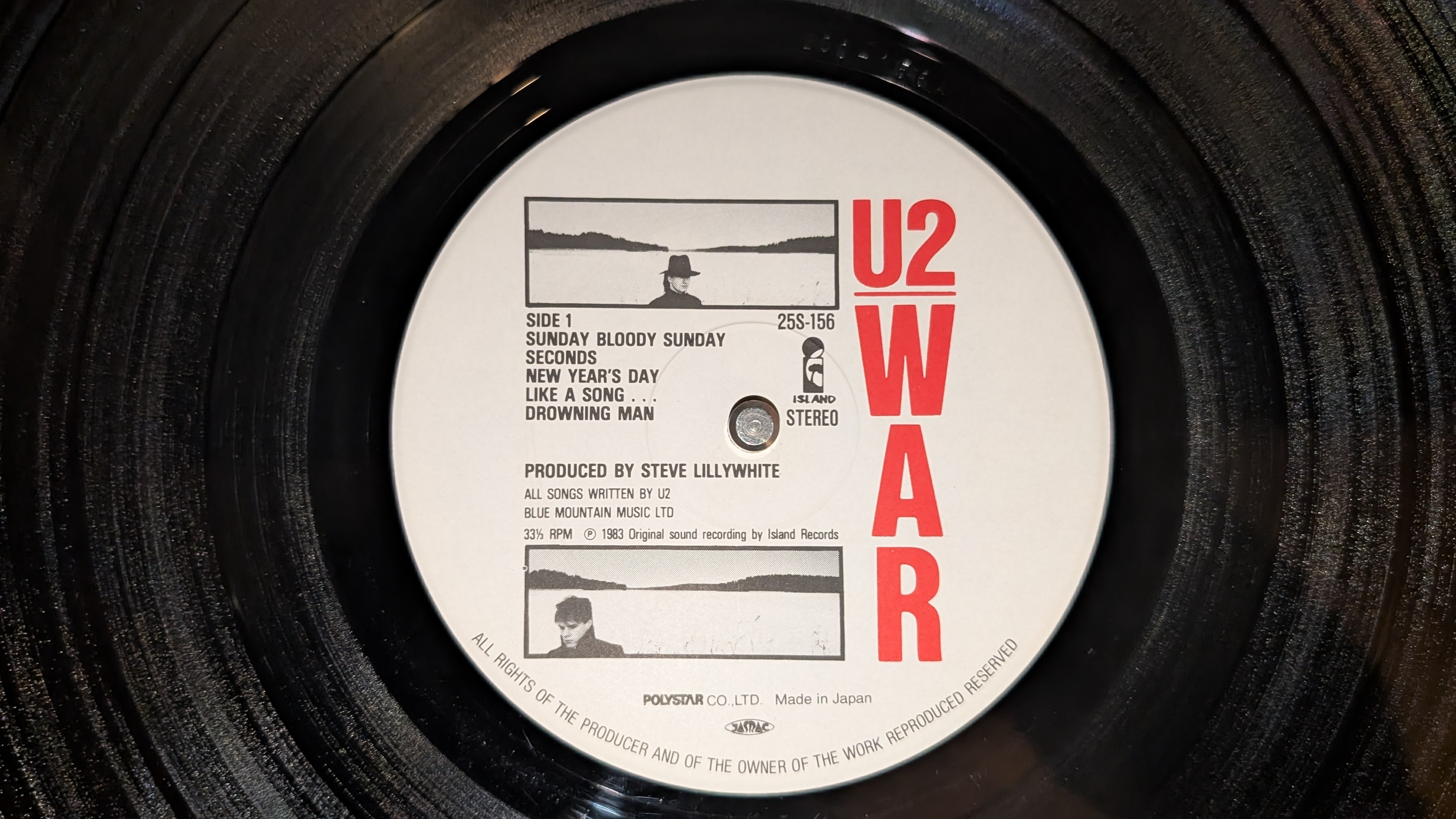 U2 - War 闘