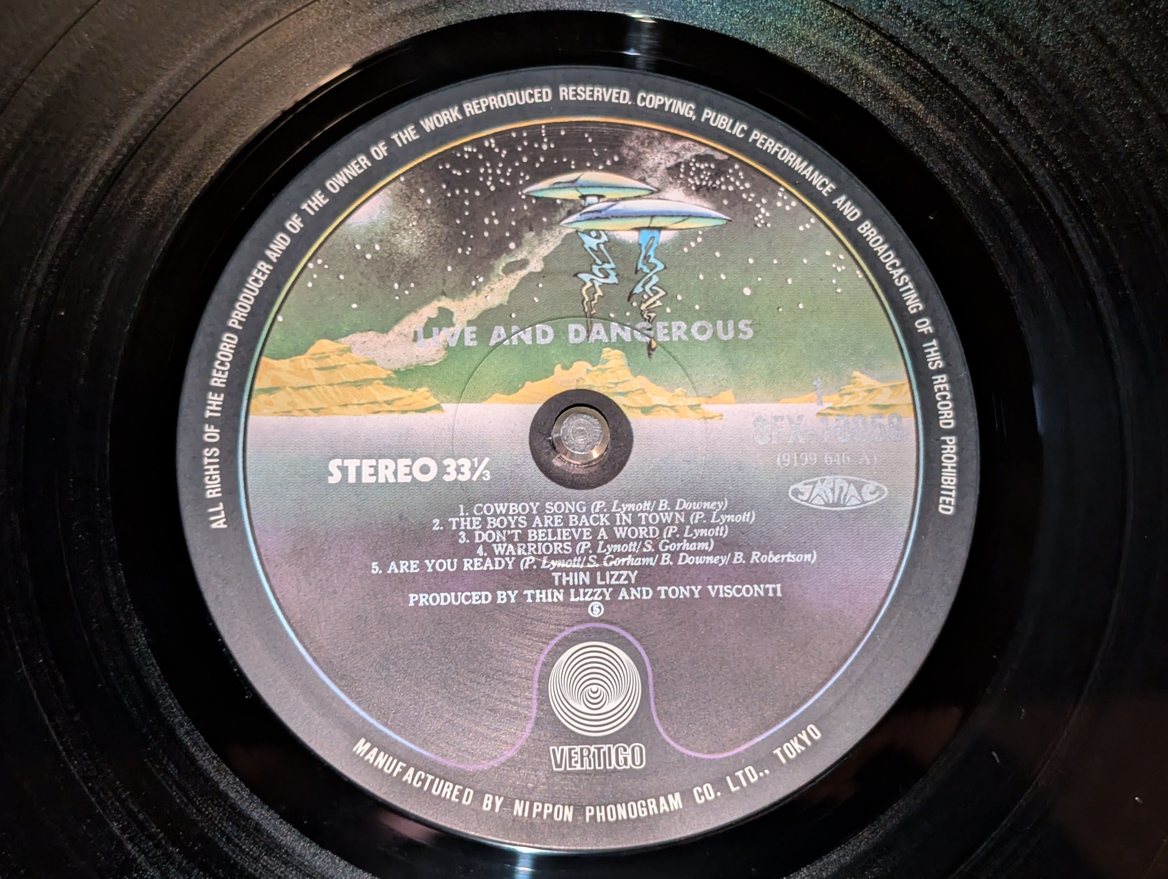 Thin Lizzy - Live And Dangerous