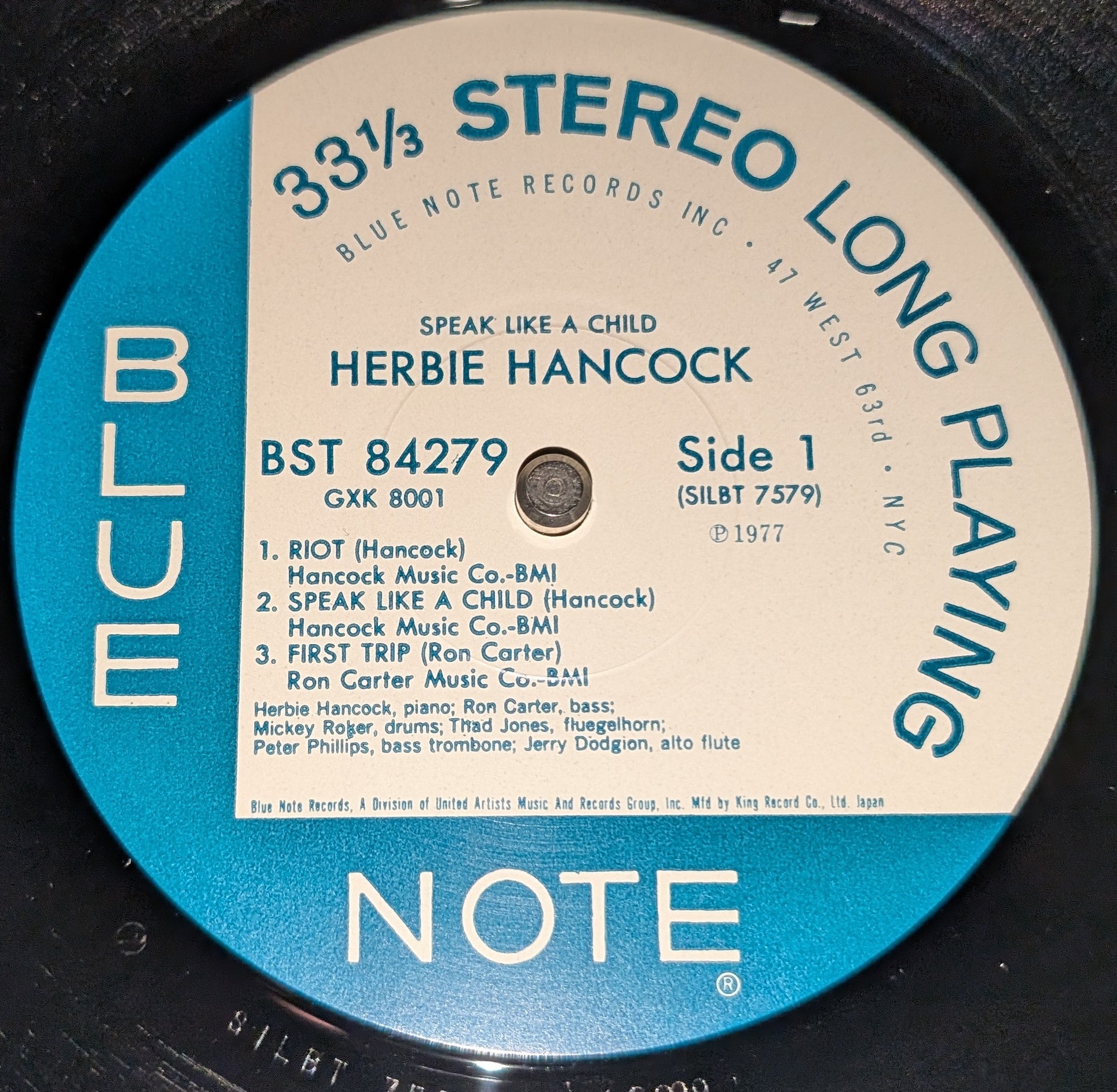 Herbie Hancock - Speak Like A Child