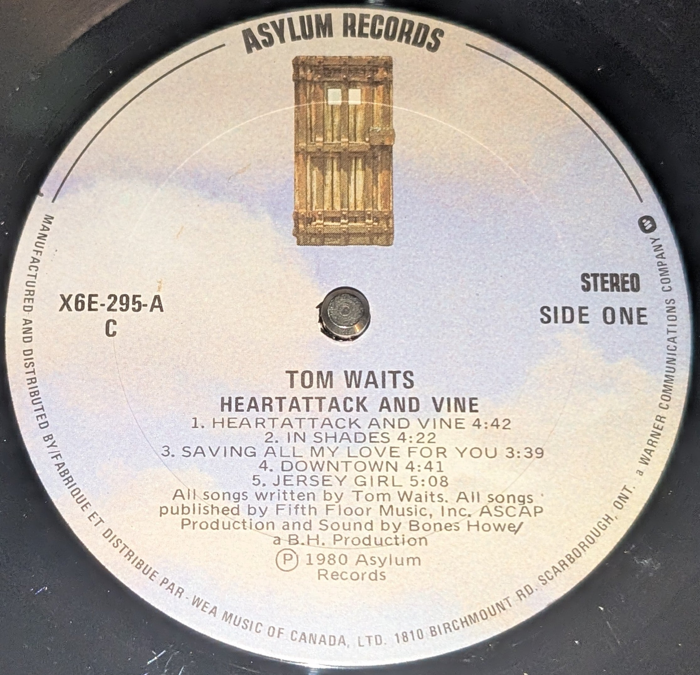 Tom Waits - Heartattack And Vine