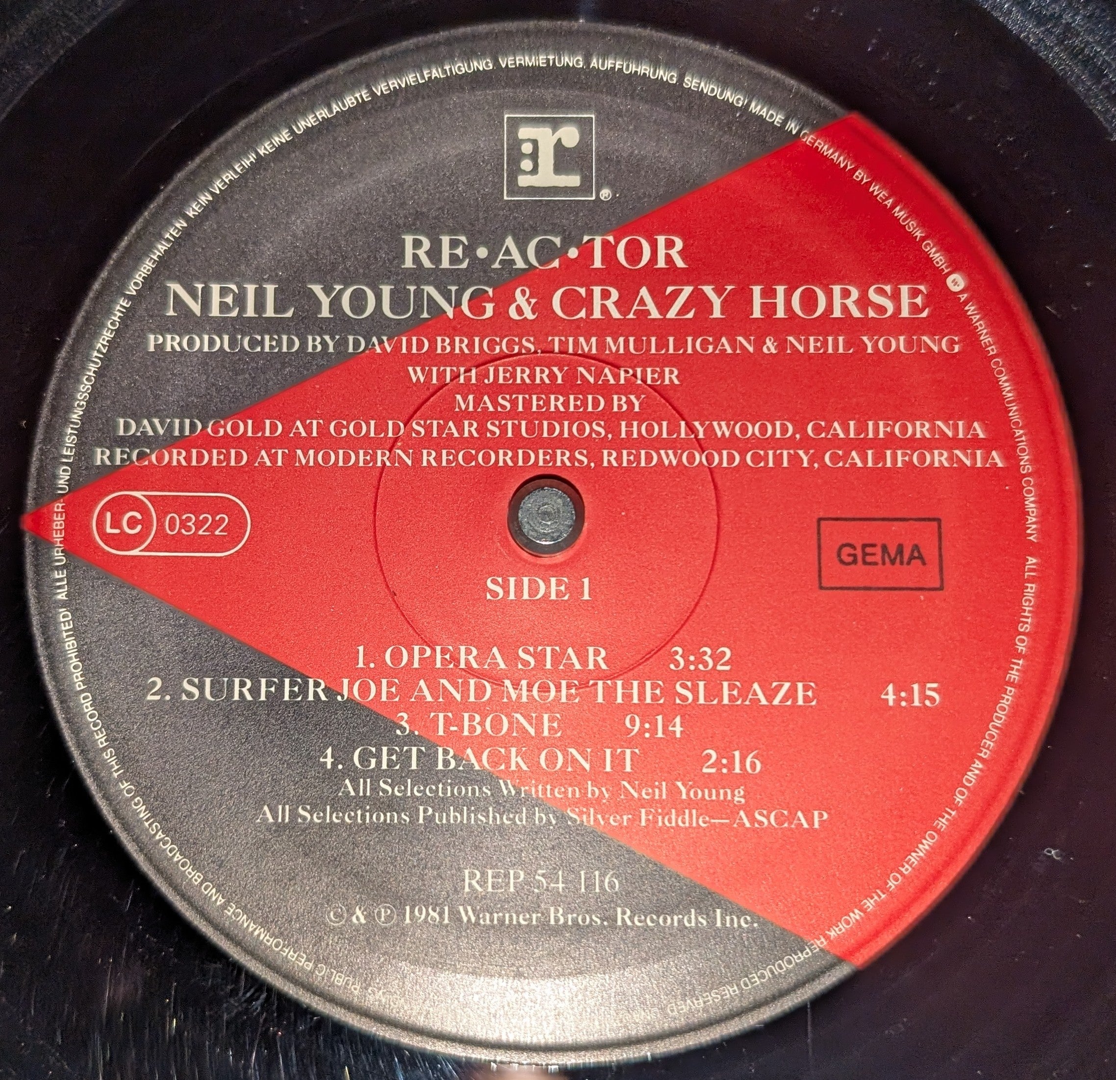 Neil Young & Crazy Horse - Reactor