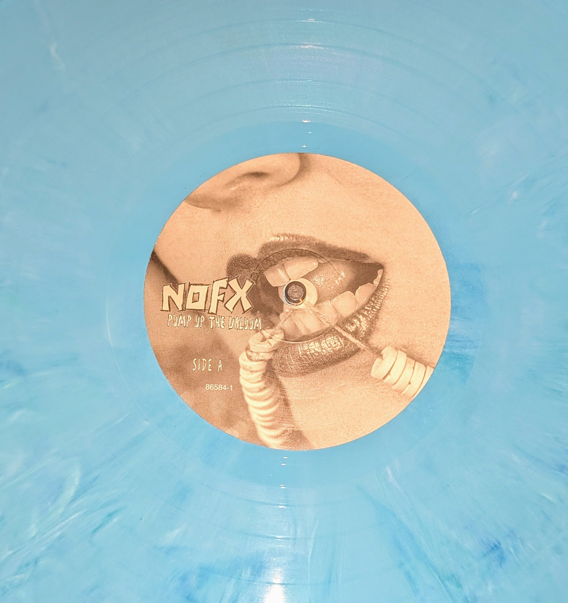 NOFX - Pump Up The Valuum