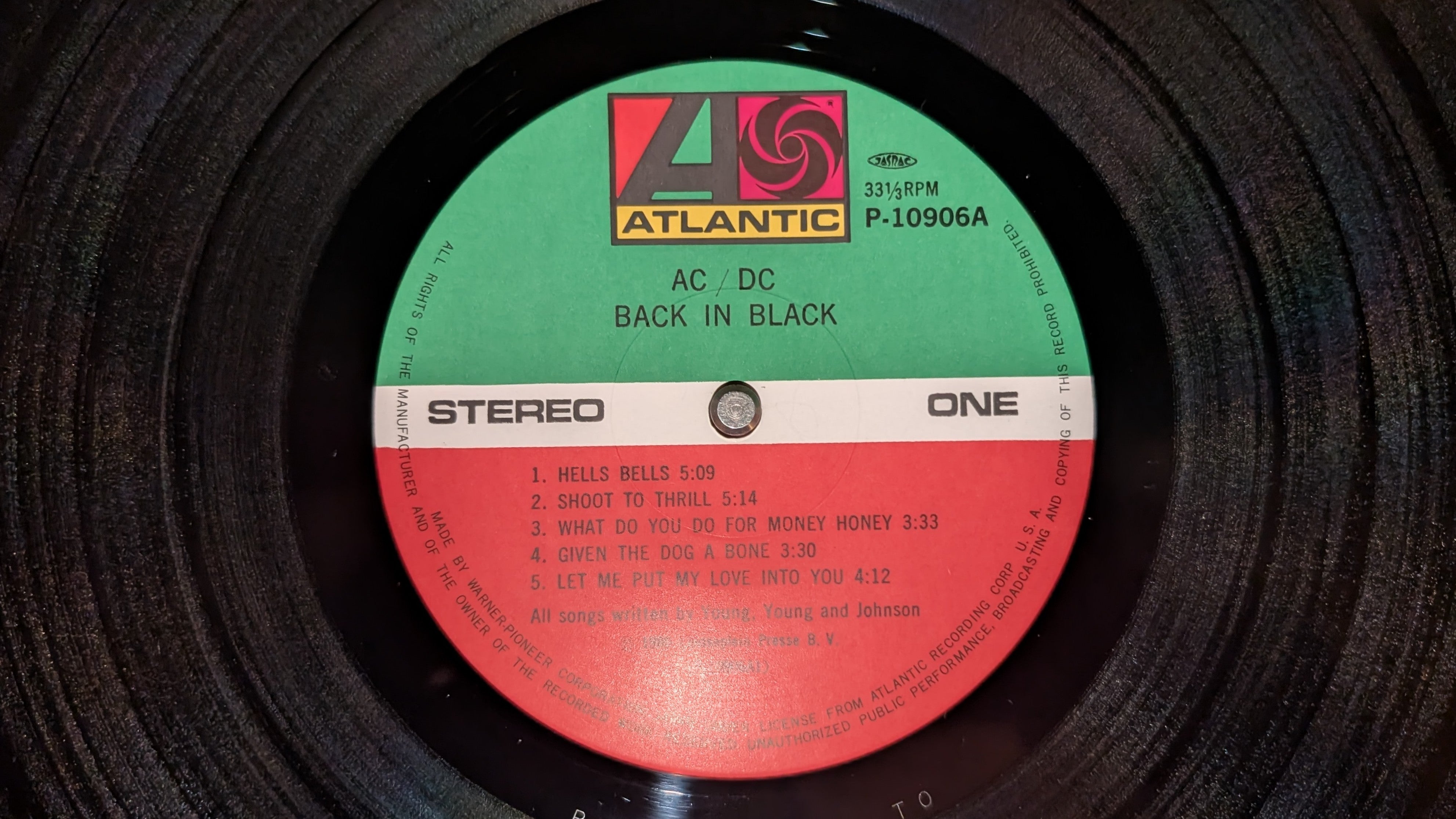 AC/DC - Back In Black