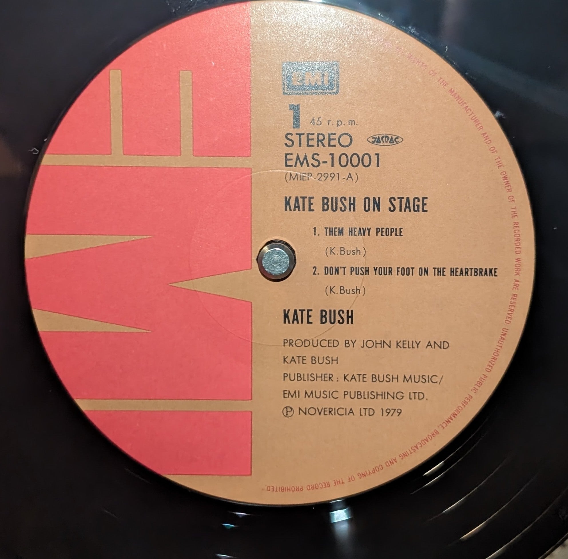 Kate Bush - On Stage