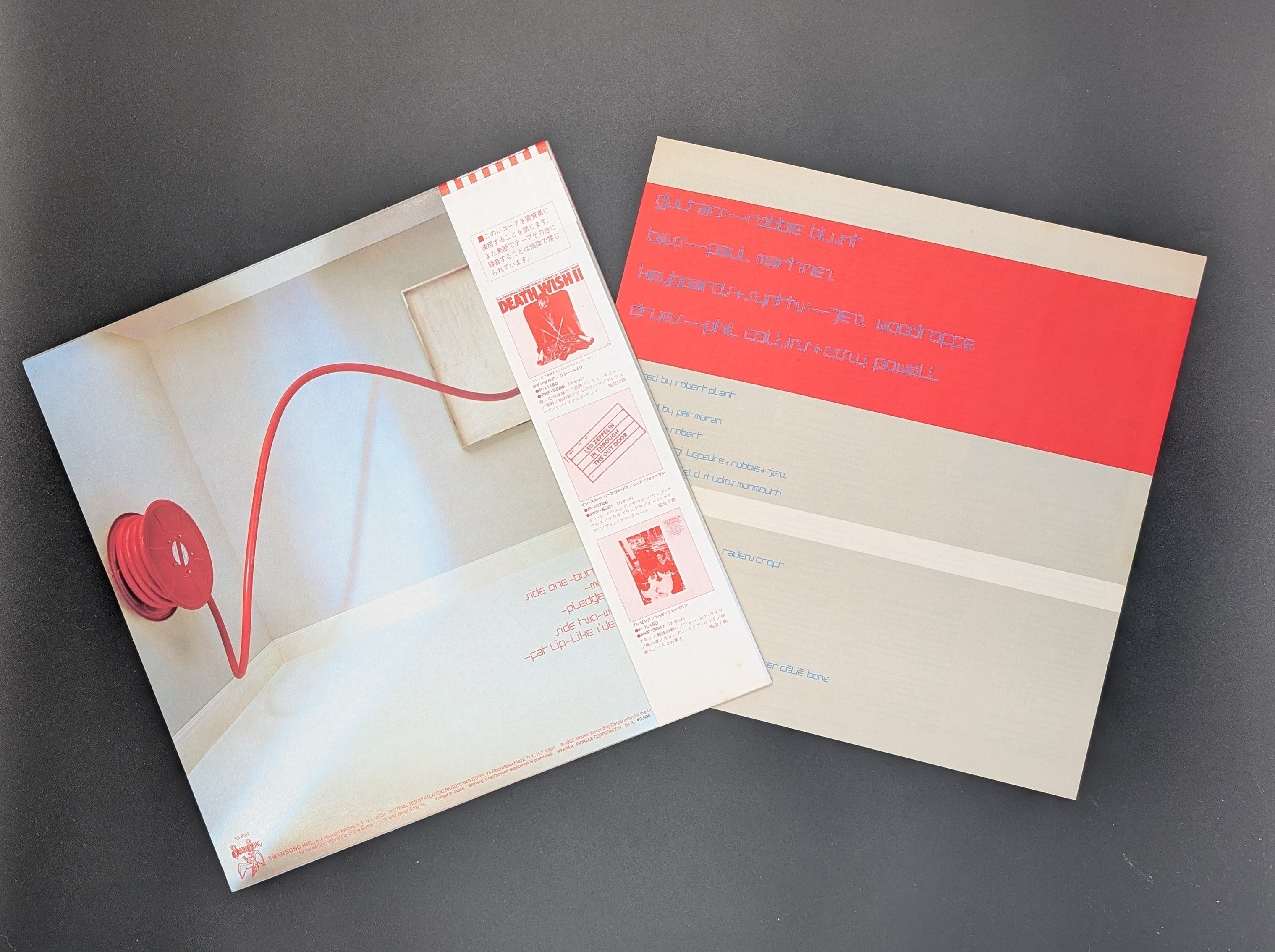 Robert Plant - Pictures At Eleven