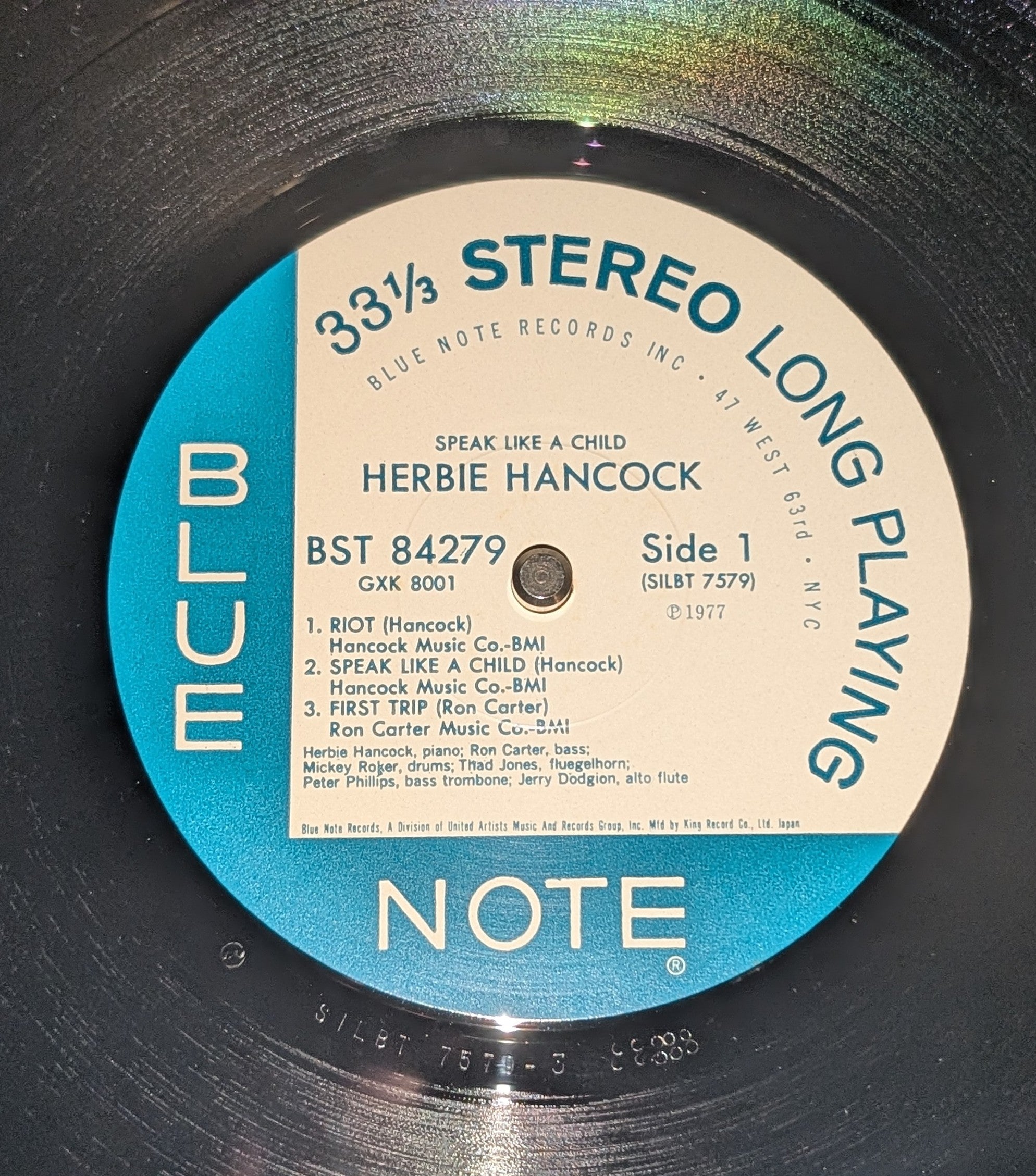 Herbie Hancock - Speak Like A Child