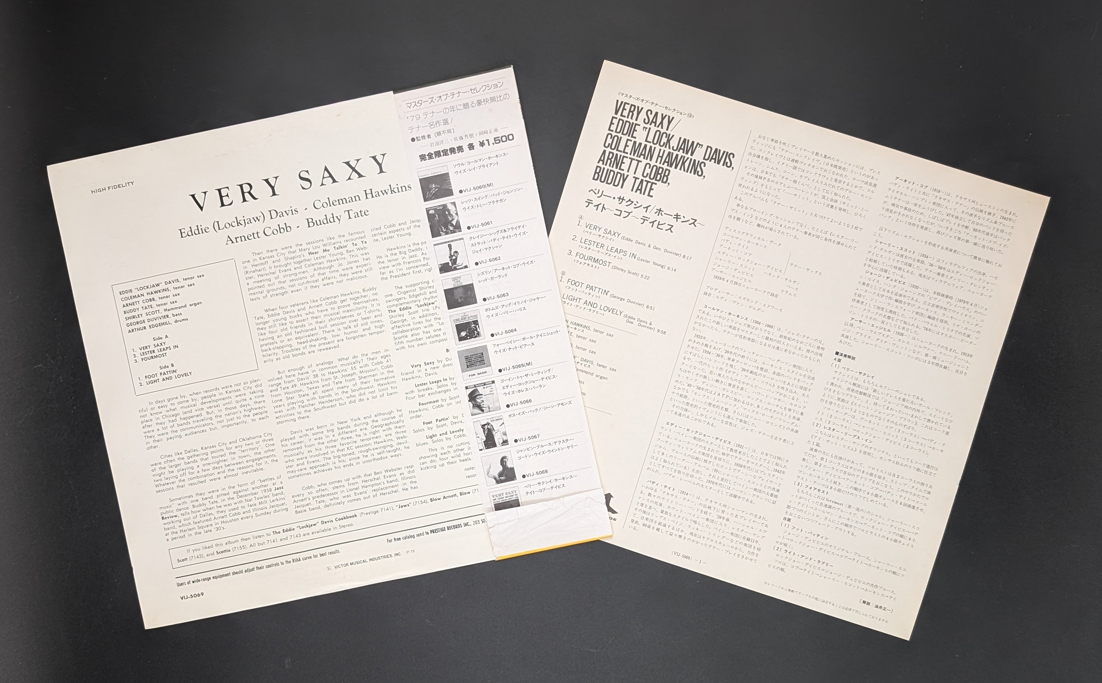 Eddie "Lockjaw" Davis - Buddy Tate - Coleman Hawkins - Arnett Cobb - Very Saxy