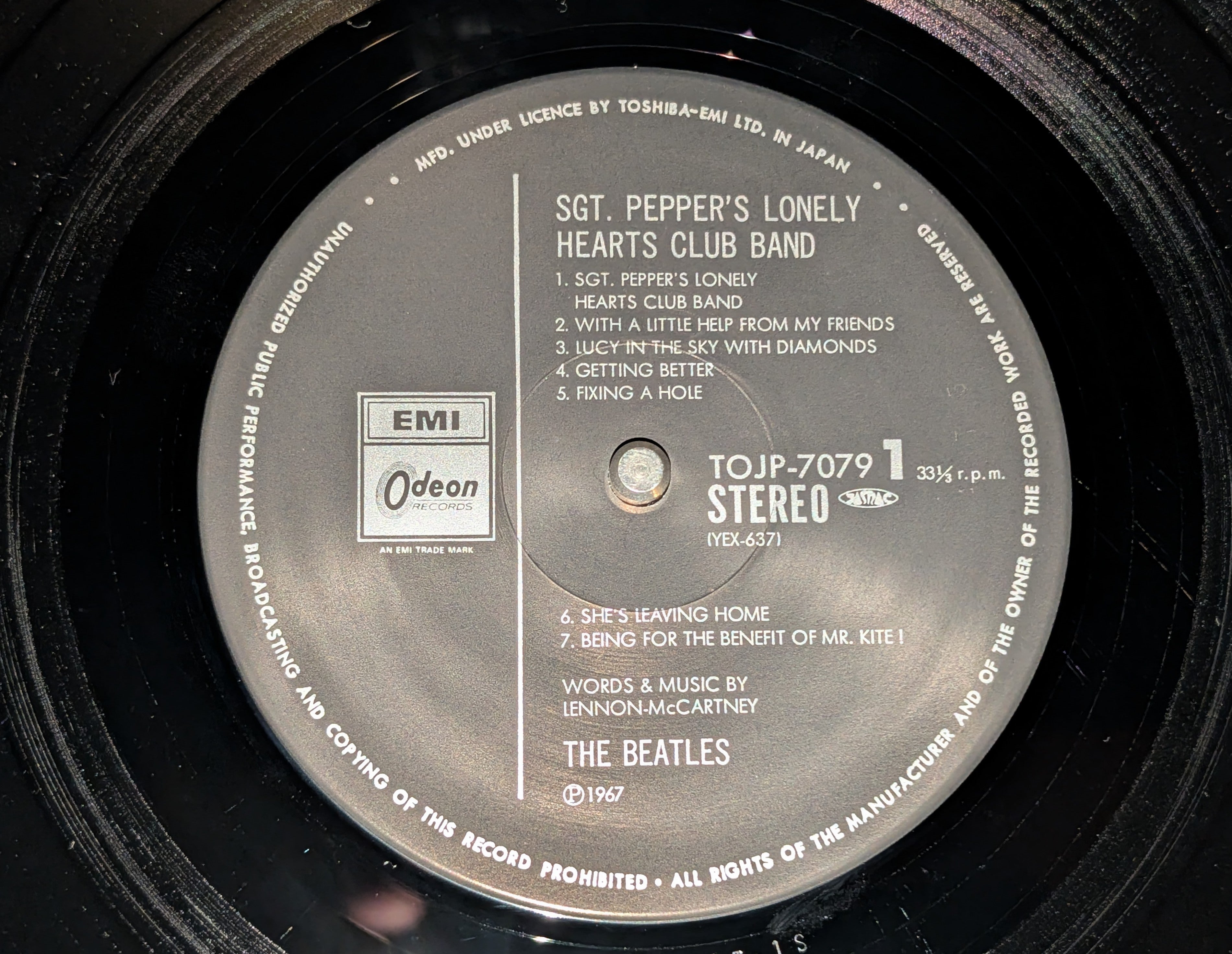 The Beatles - Sgt. Pepper's Lonely Hearts Club Band 3 26