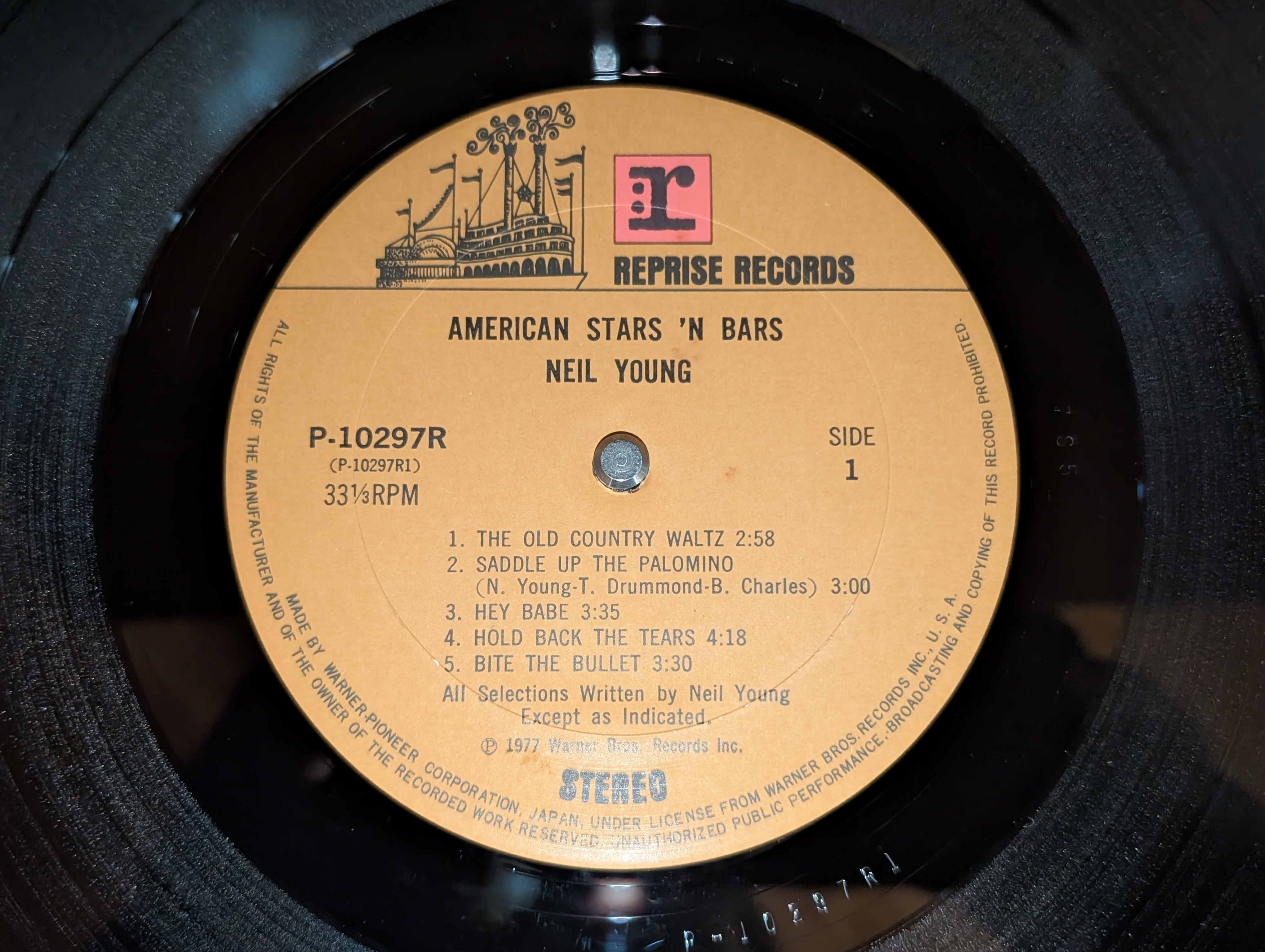 Neil Young - American Stars 'N Bars