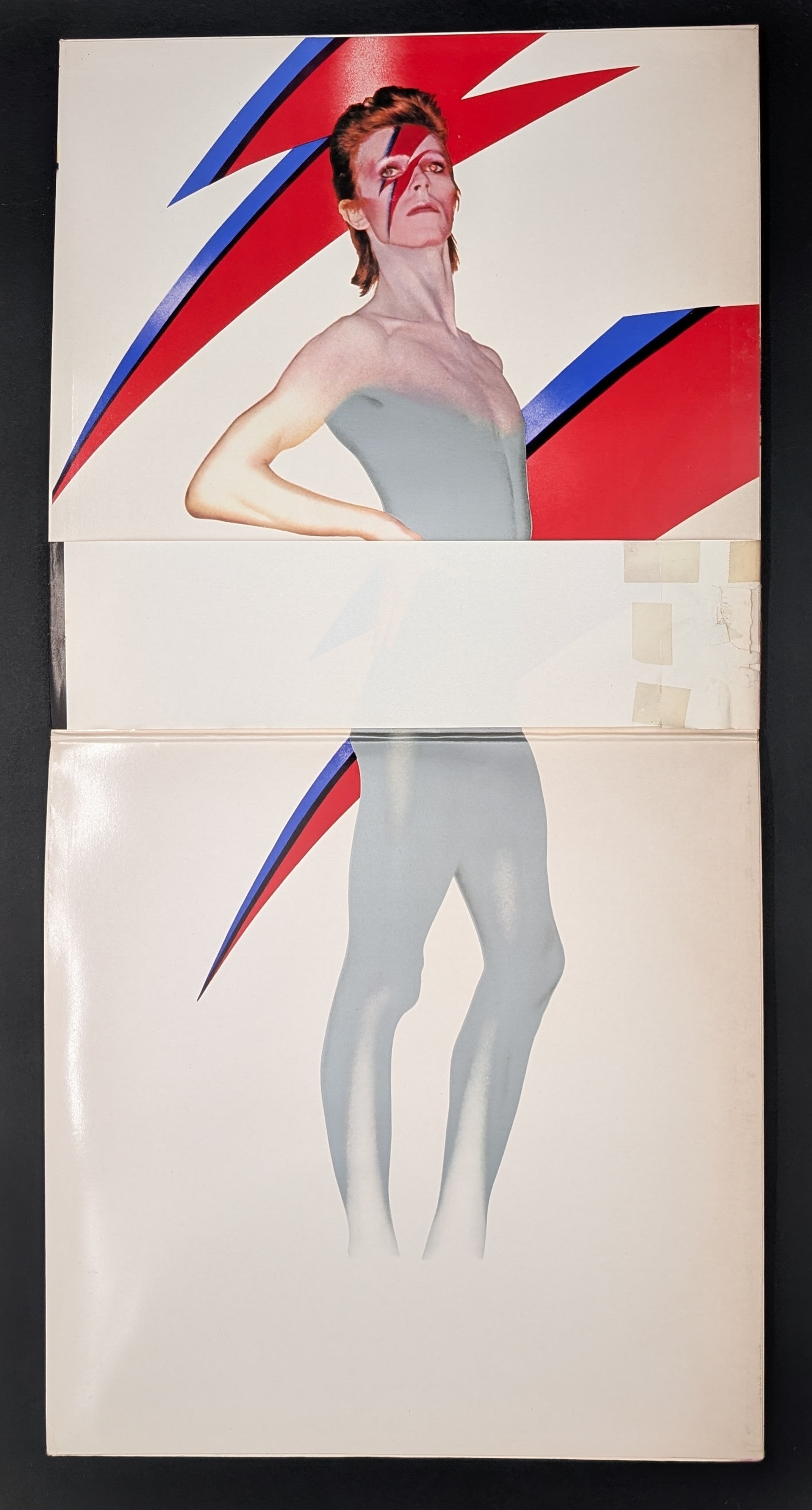 David Bowie - Aladdin Sane  アラジン · セイン