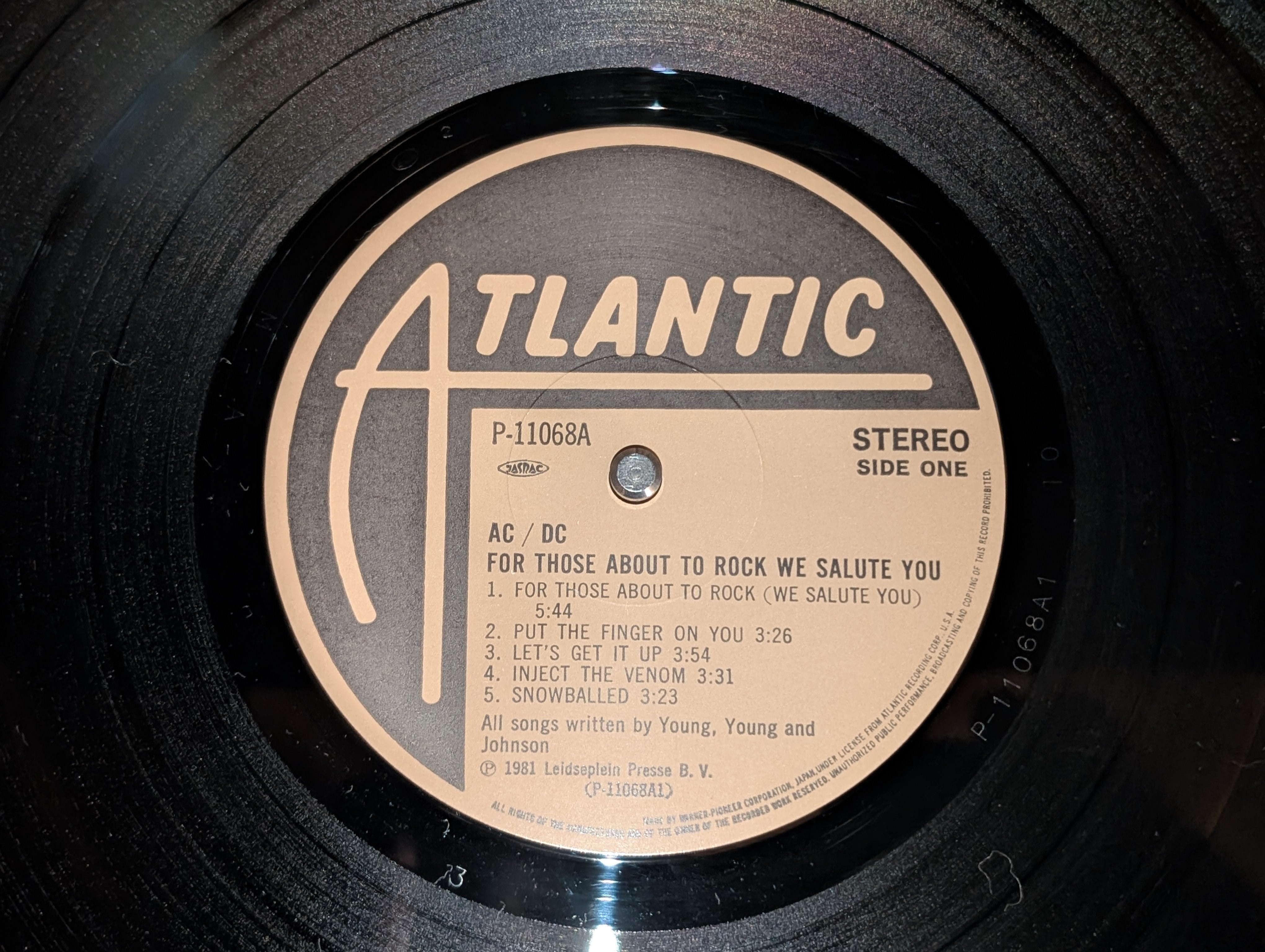 AC/DC - For Those About To Rock (We Salute You)