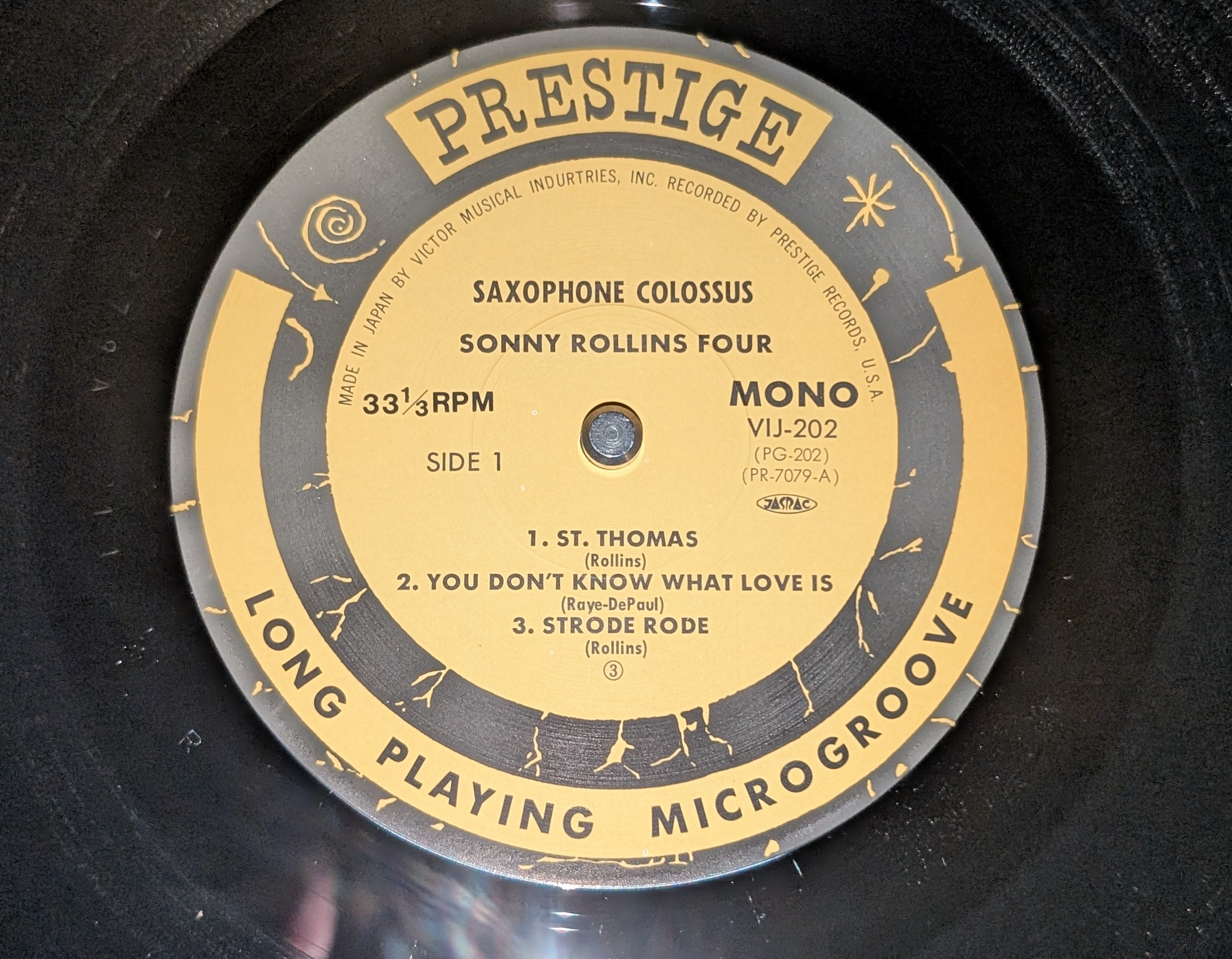 Sonny Rollins Saxophone Colossus LP レコード Amazon.com: Saxophone Colossus [LP]: CDs & Vinyl